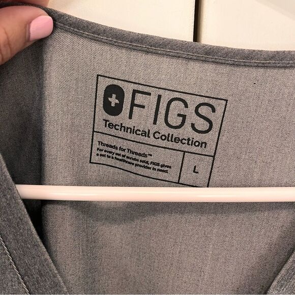 Figs scrub top grey size large - Picture 2 of 6